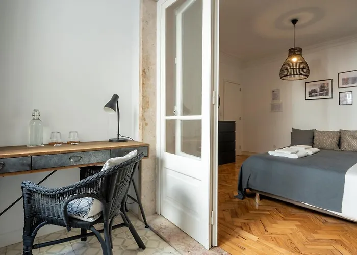 Dumont بيت ضيافة 4*