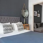 게스트하우스 뒤몽 4*